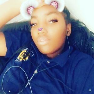 Meet your Posher, Ronnisha